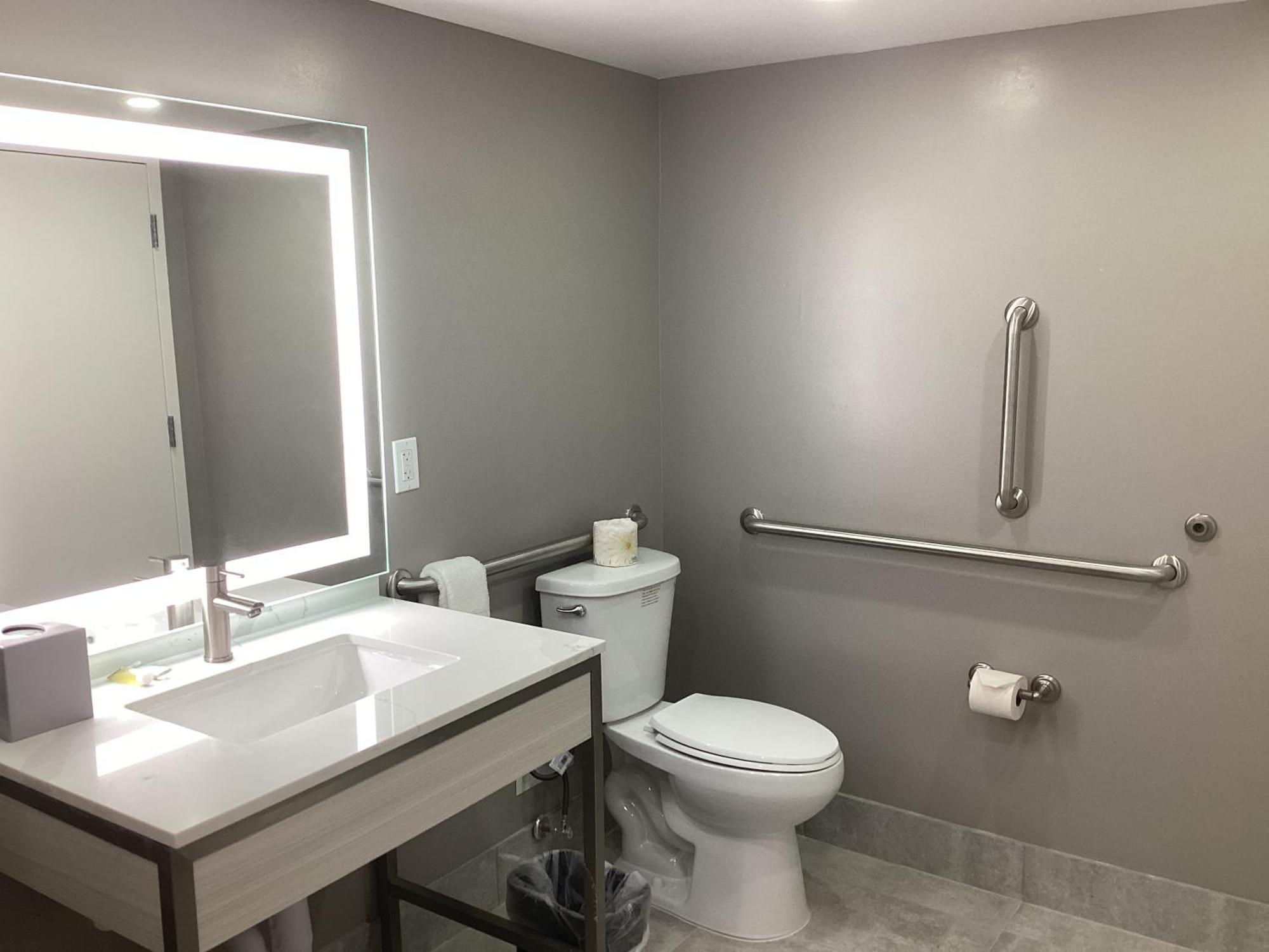 Days-Inn By Wyndham Baltimore Northwest Windsor Mill Экстерьер фото