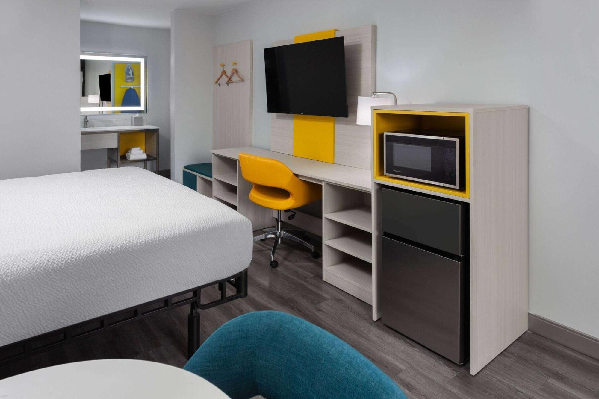 Days-Inn By Wyndham Baltimore Northwest Windsor Mill Экстерьер фото